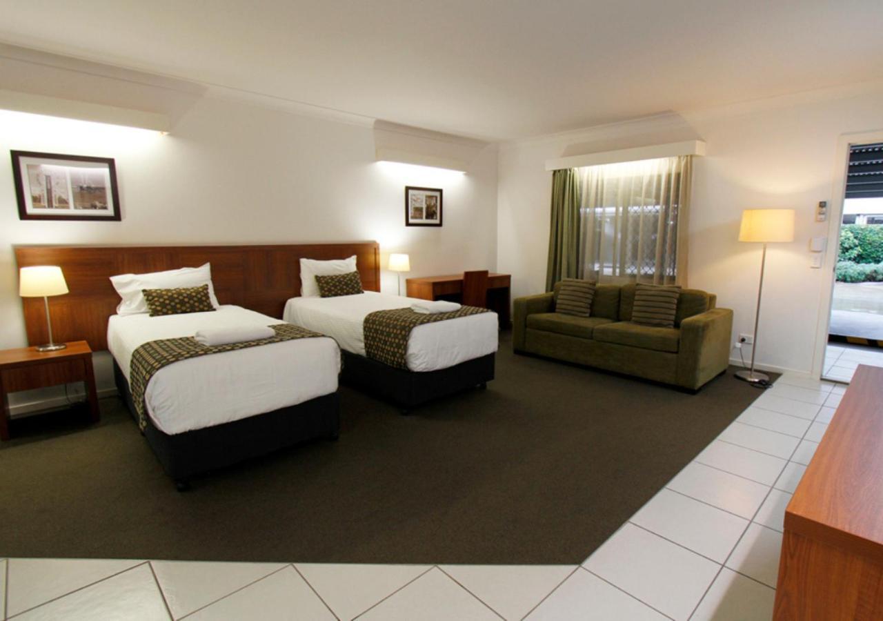 Chinchilla Downtown Motor Inn Ngoại thất bức ảnh
