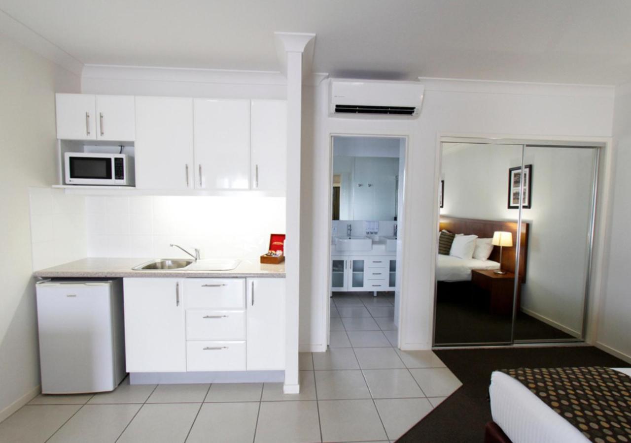 Chinchilla Downtown Motor Inn Ngoại thất bức ảnh